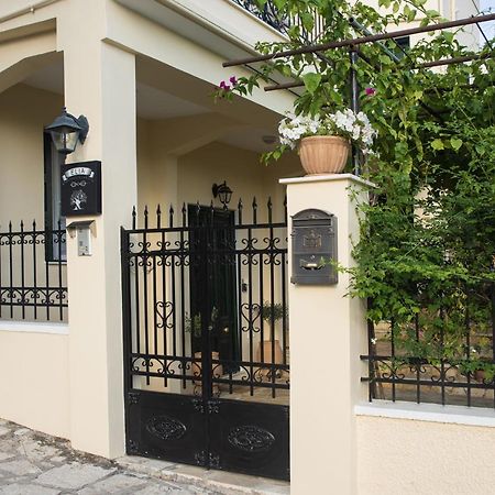 Elia Apartments Chrisso ذلفي المظهر الخارجي الصورة