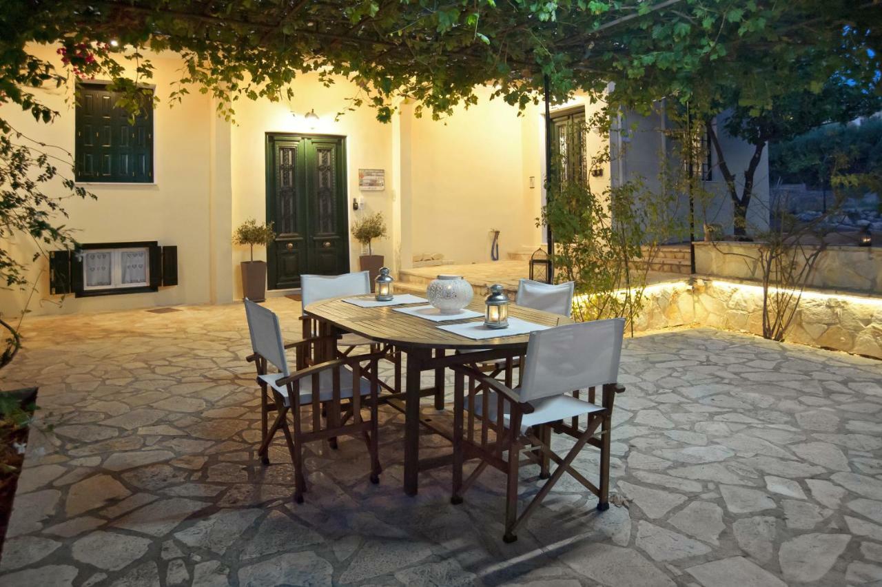 Elia Apartments Chrisso ذلفي المظهر الخارجي الصورة