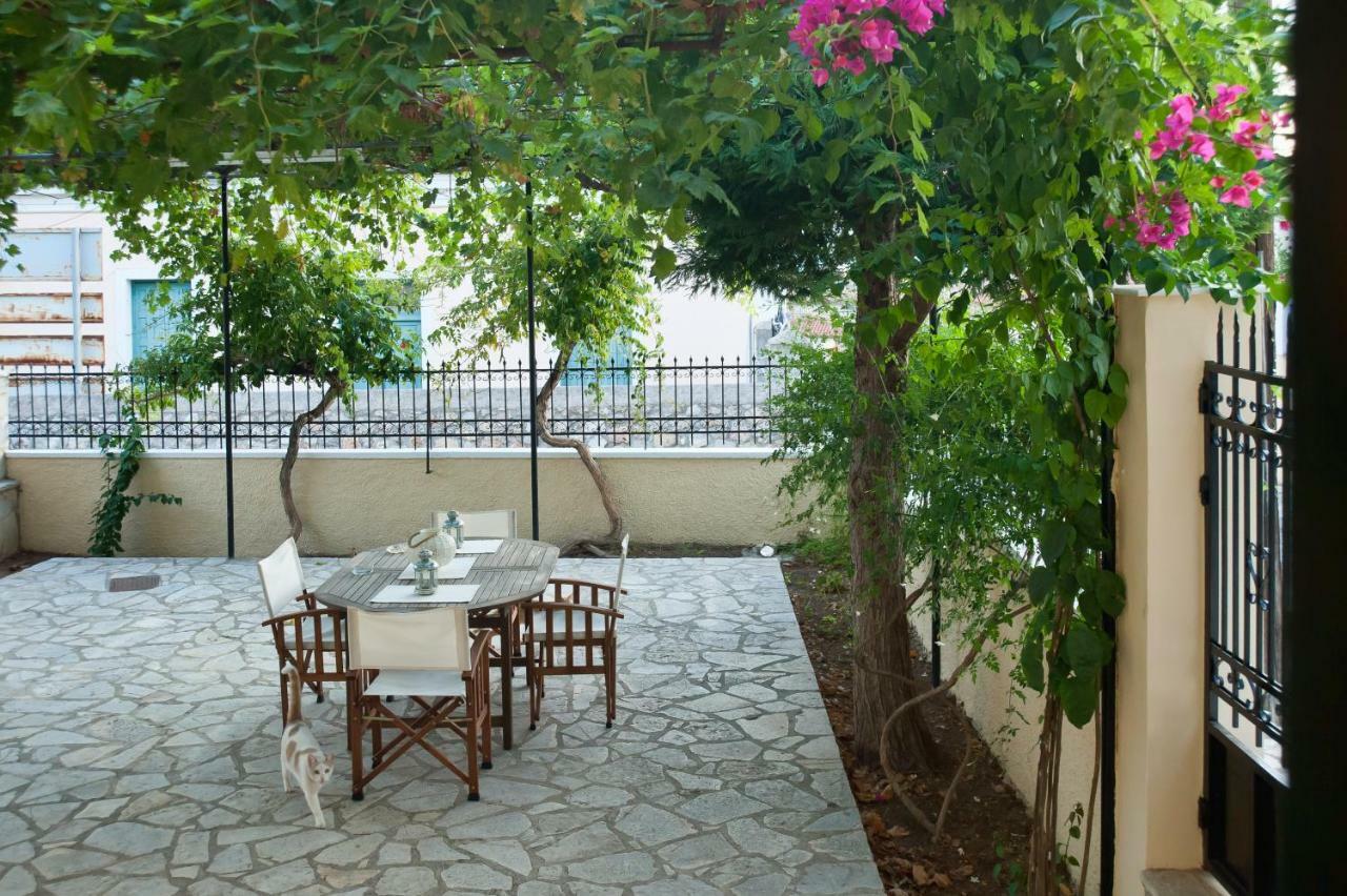 Elia Apartments Chrisso ذلفي المظهر الخارجي الصورة